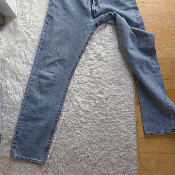 90s Vintage Levi’s 501 Light Wash Jeans - Picture 13 of 14